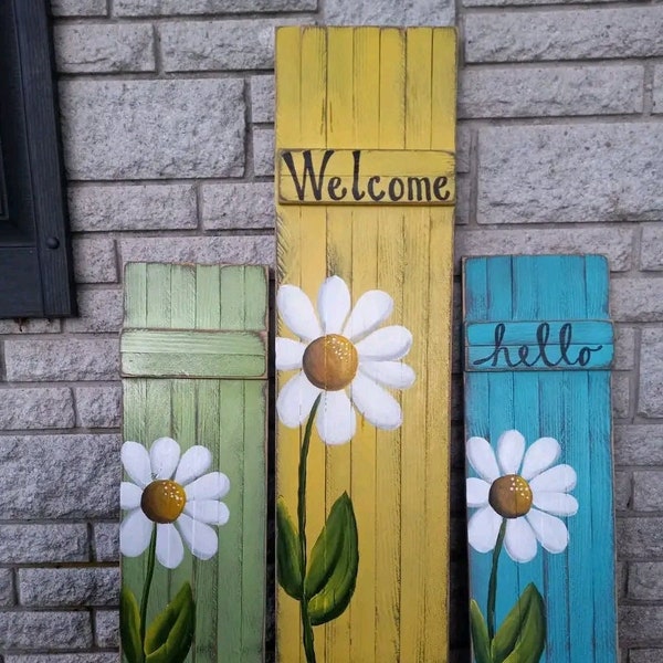 White daisy handpainted shutter sign, decorative porch leaner. Personalized wood decor