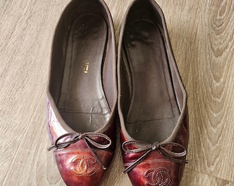 Authentic Vintage chanel ballet flats patent Burgundy
