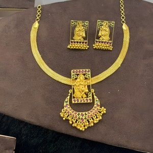 Traditionelles & modisches Kupfer-Set / Südindischer Tempel Vergoldet Choker / Bollywood Schmuck Set Indischer Schmuck/Tempel Schmuck-Set Frauen