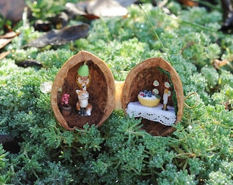 Miniature in nutshell “Fox house”