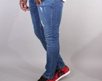 Distressed Skinny Stretch Jeans
