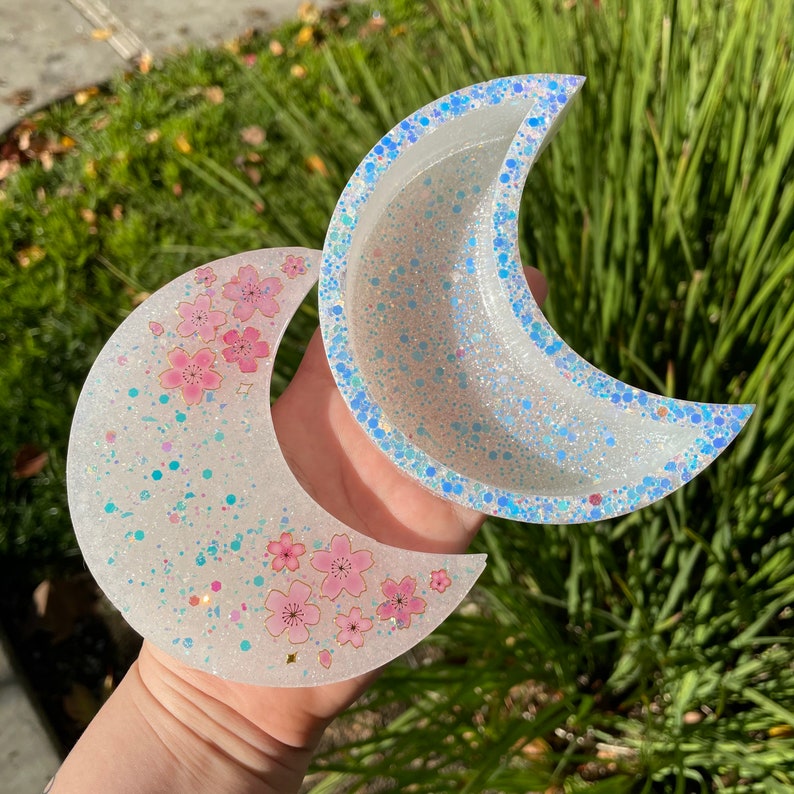 Sakura cherry blossom glitter moon box