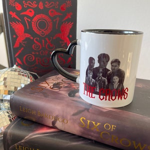 Taza del Club de los Cuervos