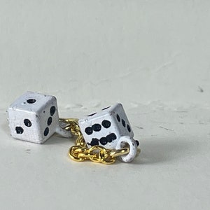 1:10 scale rear view mirror dice