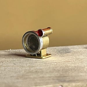 1:10 Gold Race Tachometer