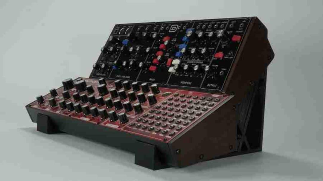 Behringer Model D / K2 / Pro 1/ Neutron / Cat/wasp Double Behringer Model D / K2 / Pro 1/ Neutron / Cat/wasp Double