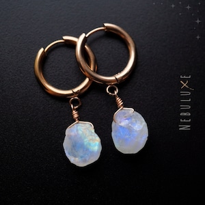 Pendientes de piedra lunar en bruto, pendientes de aro de cristal, pendientes de cristal en bruto, pendientes de piedra lunar arcoíris, regalo del tercer aniversario, regalo de piedra natal de junio