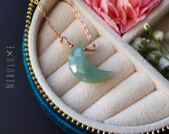 Aquamarine Moon Necklace • March Birthstone • Crescent Moon Pendant • Pisces & Aquarius Necklace • Aquamarine Jewelry • Celestial Jewelry