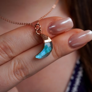 Labradorite Moon Necklace, Moon Pendant Jewelry, Gift for Her Jewelry, Boho Celestial Gift, Bridal Shower Gift