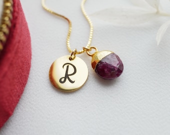 Collier avec pierre de naissance et initiales de juillet, collier en rubis, collier monogramme, cadeau bijoux personnalisés, collier de pierres de naissance personnalisé