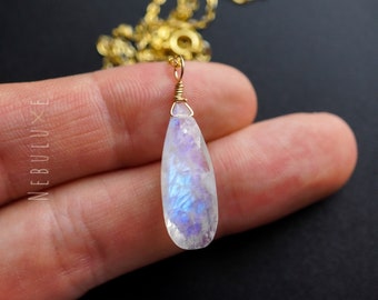 Rainbow Moonstone Necklace • June Birthstone • 3rd Anniversary Gifts • Moonstone Jewelry • Cancer Zodiac Necklace • Moonstone Pendant