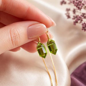 Peridot-Ohrringe zum Durchziehen, Geburtsstein-Schmuck für August, lange Kettenohrringe aus Silber und Gold Bild 5