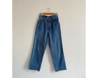 90s Cropped Raw Hem Medium Wash Blue Jeans | Vintage 1990s Frayed Hem Denim Pants | Waist 26, Size 2