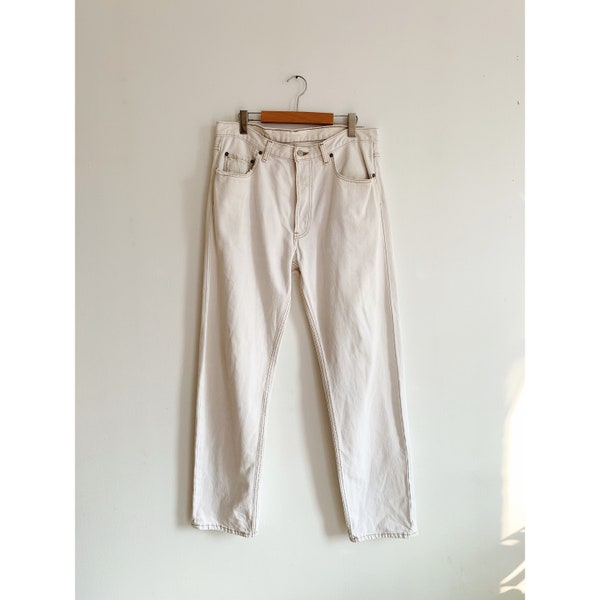90s Levis 501s Jeans Made in Canada | 1990s White Button Fly Leg | Vintage 501s Levis Strauss & Co Denim Pants | Waist 36 | 36W 32L