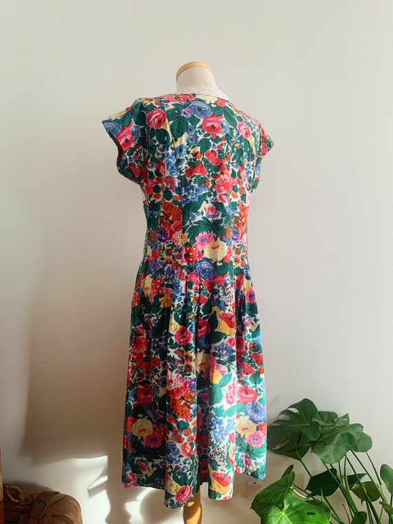 80s does 50s Floral Cotton Dress w/ Lace Collar D… - image 2