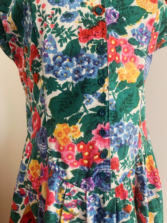 80s does 50s Floral Cotton Dress w/ Lace Collar D… - image 4