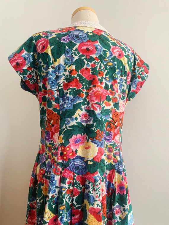 80s does 50s Floral Cotton Dress w/ Lace Collar D… - image 5