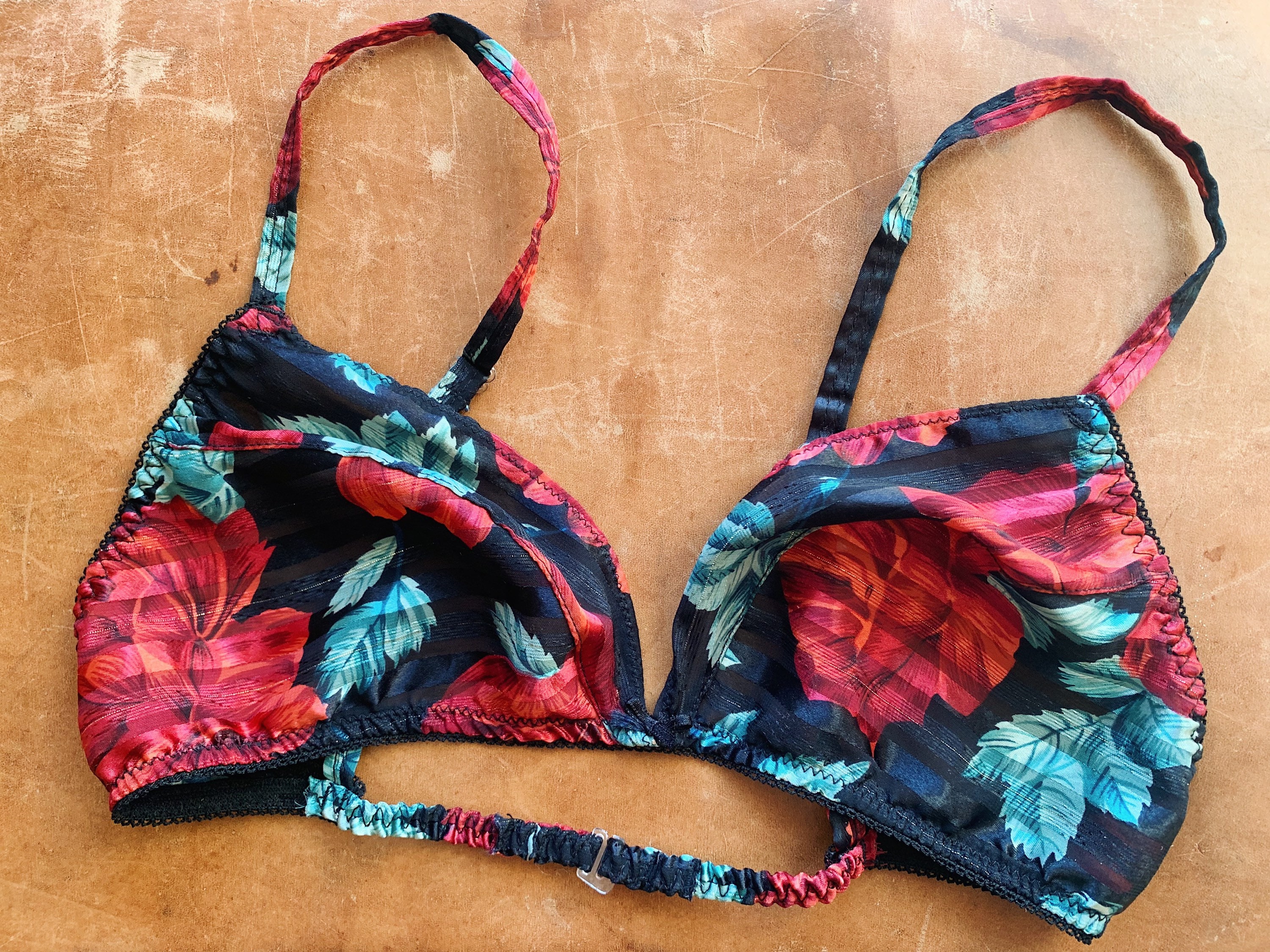 90s bralette