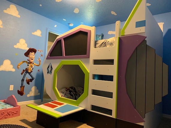 Featured image of post Indoor Loft Playhouse / Indoor playhouse would be great for rainy season.