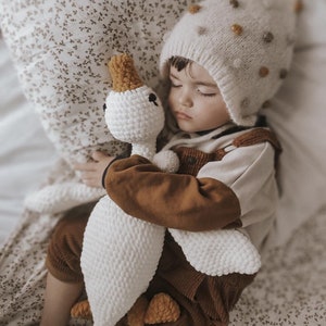 Crochet Goose Toy | Stuffed Goose Plushie | Soft Lovey for Baby | Handmade Nursery Decor | Baby Shower Gift