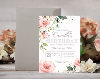 Bewerkbare uitnodiging voor een verjaardag met bloemenmotief in roze blush-stijl. Uitnodiging voor een eerste, tweede, derde of vierde verjaardag met een bloementhema. DIRECT TE DOWNLOADEN.