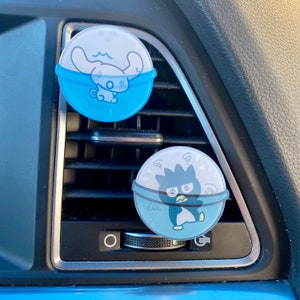 Cinnamon-Roll & Black Bat Car Vent Clips: Perfume Car Vent Clips, Car Oil Diffuser, Cute Car Accessory, Kawaii Car Accessory, Scent Diffuser