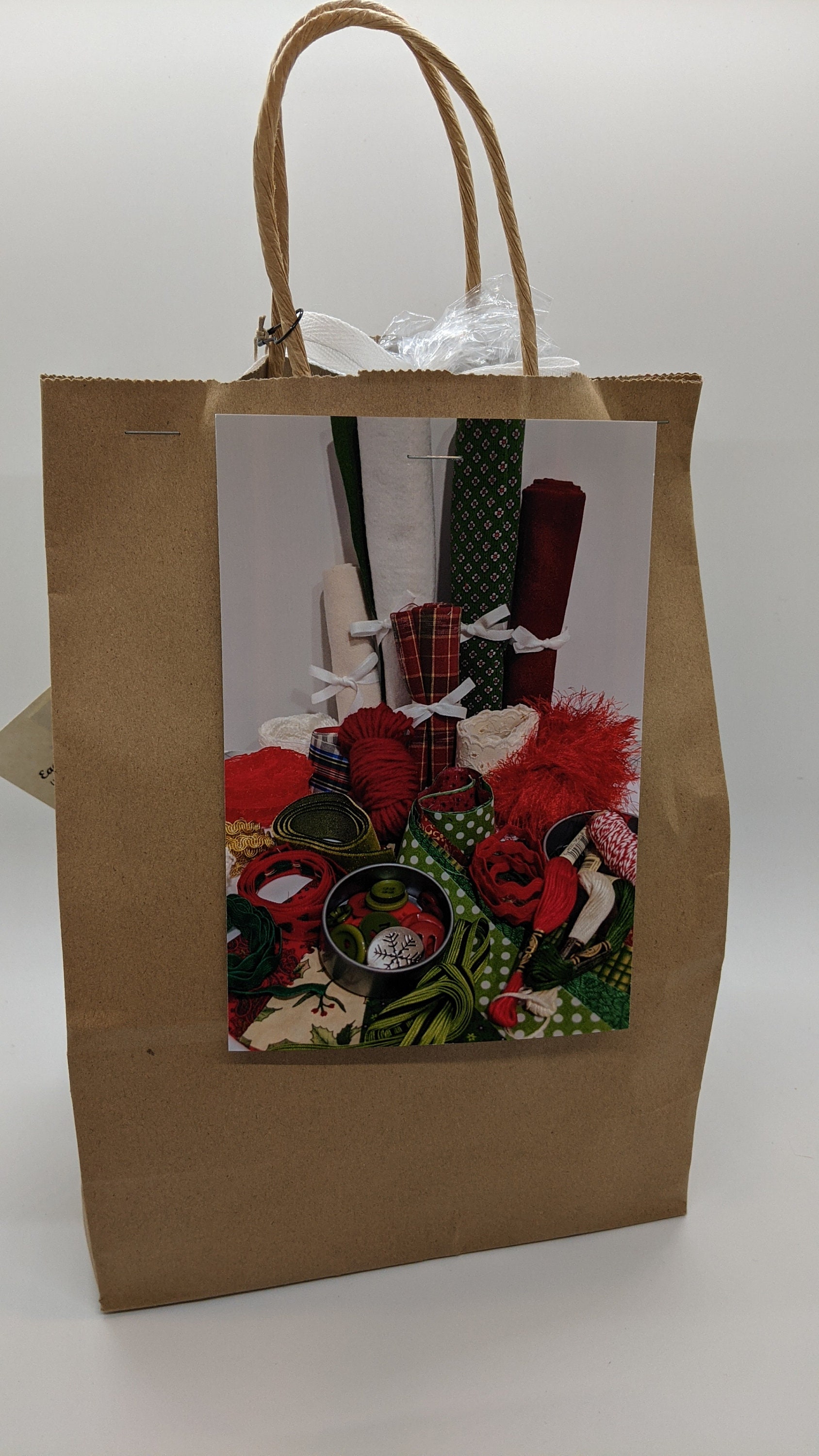 Bag of Creativity 102 Sewing Crafting Embroidery Patchwork Creating ...