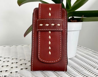 Handmade Leather Cell Phone Holster with Design by Marancu, Natural Leather, Genuine Leather phone case, Gift for him, gift for dad