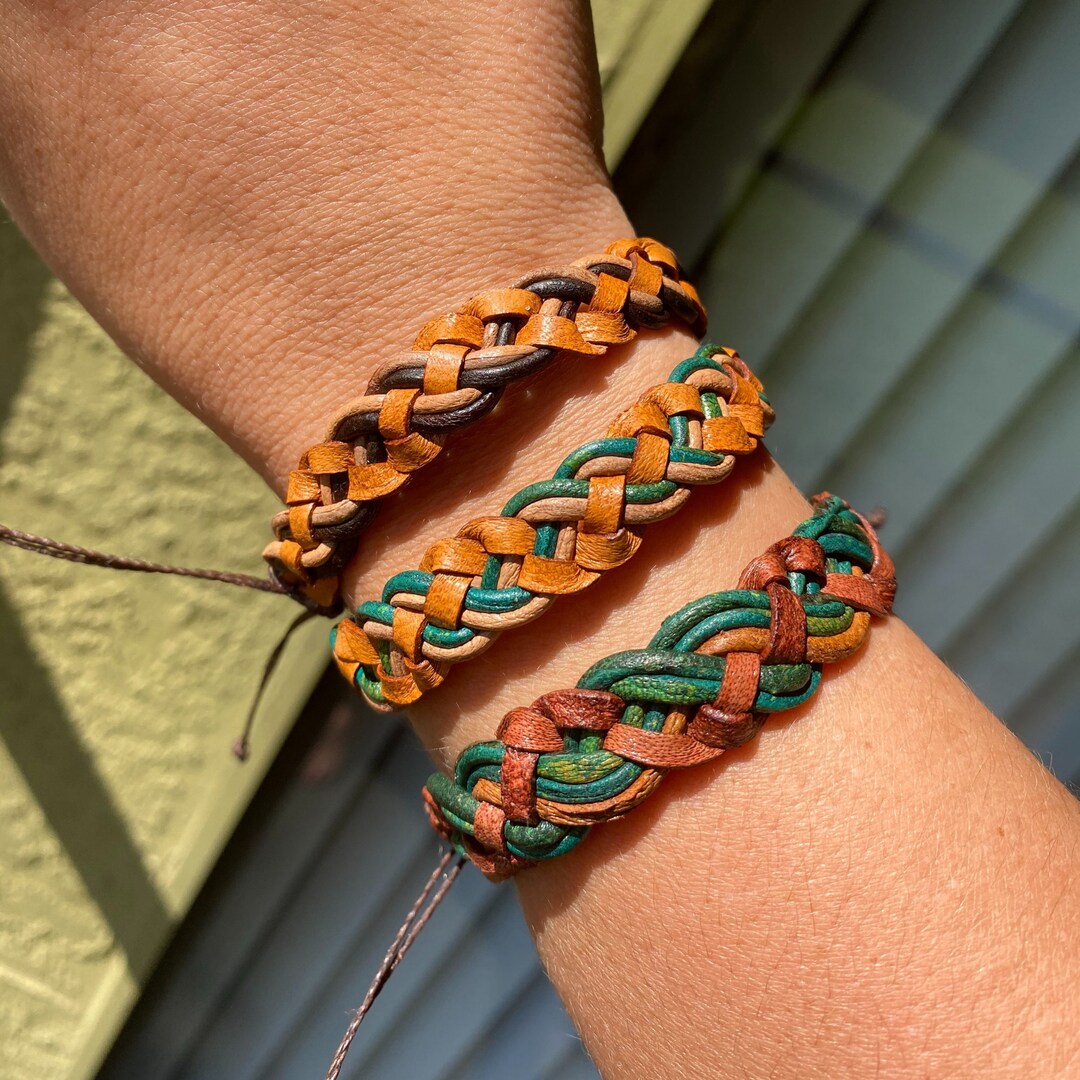 Pulsera De Cuero Trenzada Ajustable Marrón | ¡En Stock! | Collin Rowe