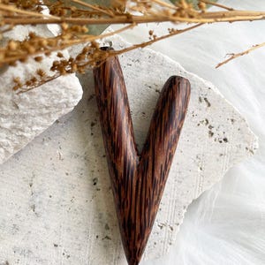 Sleek Coconut Wood Kuripe, Shamanic Tool, Self Applicator, Single Block Kuripe