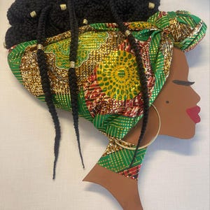 Corona de Diva hecha a mano, temática afroamericana, adornada con un pañuelo africano, que celebra la esencia de una reina.