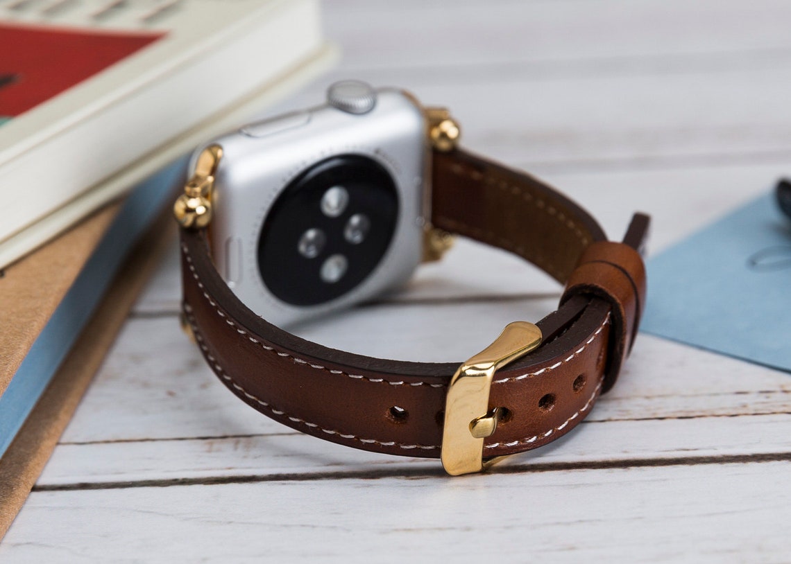 40mm band on 44mm apple watch