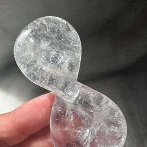 Clear Quartz Infinity Symbol: Reiki Infused Master Healer Crystal | Manifestation | Meditation | Amplify Vibrations