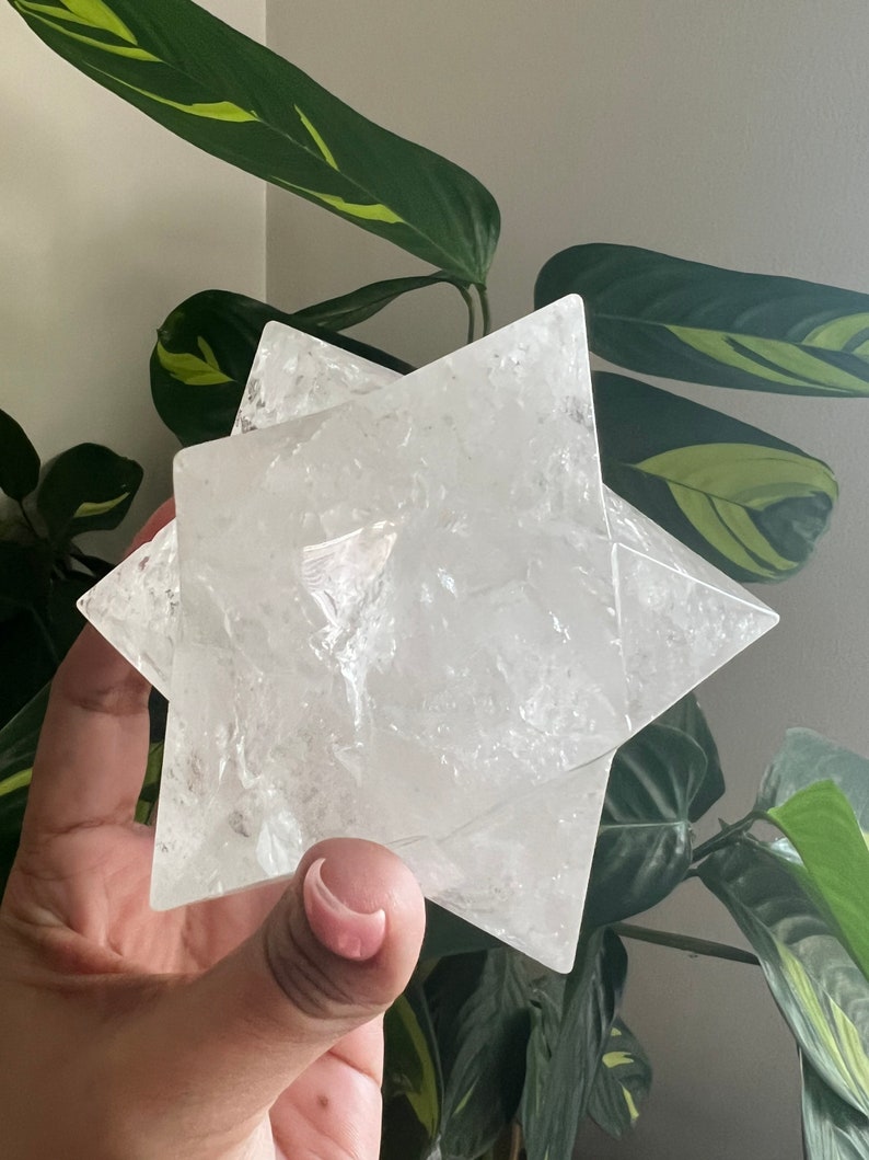 This is an XL genuine Clear Quartz Stellated Dodecahedron that has been cleansed and infused with Reiki. This gorgeous Clear Quartz Star is big and weighs 1.75 lbs! This is Sacred Geometry and Metatron's Cube.