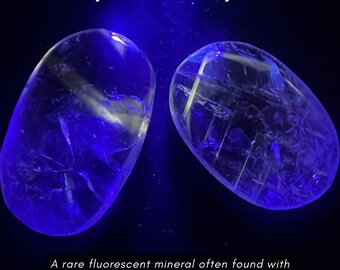 Powellite / UV Amethyst Mini Palm Stone | Reiki Charged Crystal | Pocket Worry Stone | Glows Under UV Light | Meditation Crystal |