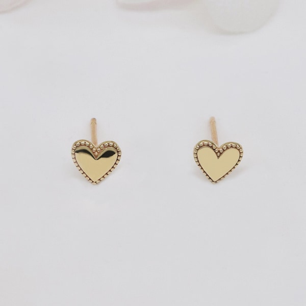 10k Solid Gold Mini Heart Studs, Dainty Tiny Heart Gold Stud Earrings, Gold Heart Shaped Stud, Minimalist Design, Personalized Style.