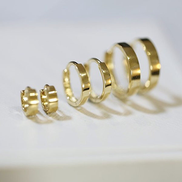 KALVICA 3 Pairs Non Tarnish Small Hoop Earrings For Women 14K Gold - Foto 2