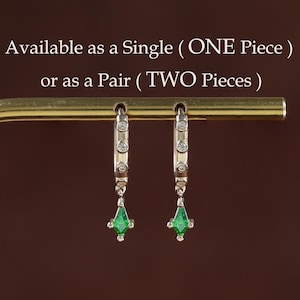 Brincos de argola de esmeralda em forma de pipa de ouro maciço 14K, brinco Huggie de diamante em ouro maciço, brinco de argola de zircônia cúbica de pipa pequena dourada