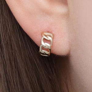 10K Solid Gold Dainty Twisted Chain Huggie Earring, Gold Helix Hoop Earrings, Gold Conch Huggie Hoop Earring, Solid Gold Hoop Huggie