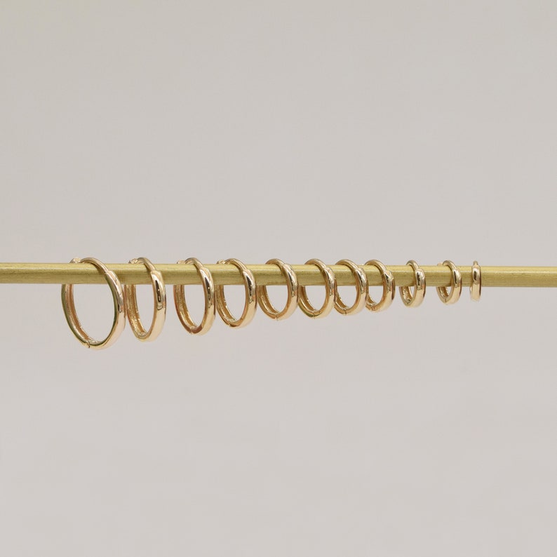 Orecchini a cerchio in oro massiccio 14 carati da 4,0 mm 4,5 mm 5,0 mm 5,5 mm 6,0 mm 6,5 mm 7,0 mm 8,0 mm 9,0 mm 10 mm 11 mm 12 mm. immagine 1