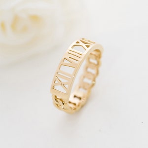 10K & 14K Solid Gold Custom Roman Numerals Ring,14K Solid Gold Roman Numerals Chain Ring, Graduation Gift, Mother's Day Gift, Gift for Dad.