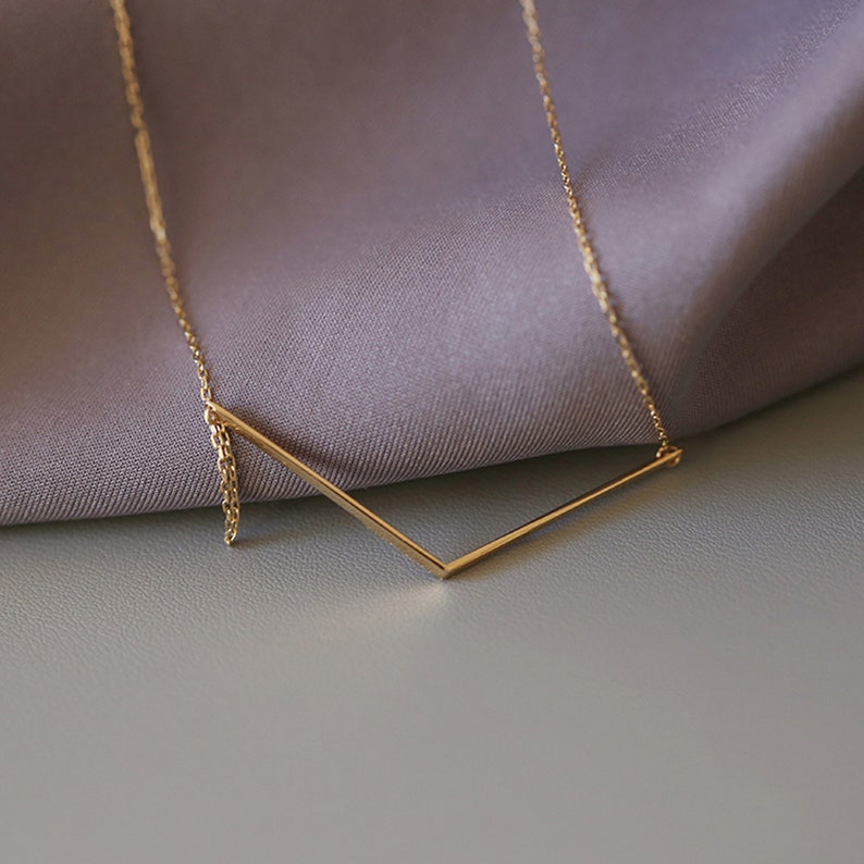 V Shaped Necklace,14K Solid Gold Chevron Necklace,Dainty Chevron V Necklace,Minimalist V Necklace Chevron Necklace,