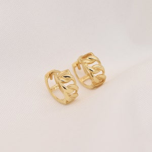 10K Solid Gold Dainty Chain Huggie Earrings, Gold Twisted Helix Hoop Earrings, Gold Conch Huggie Hoop Earrings, Solid Gold Hoop Huggie