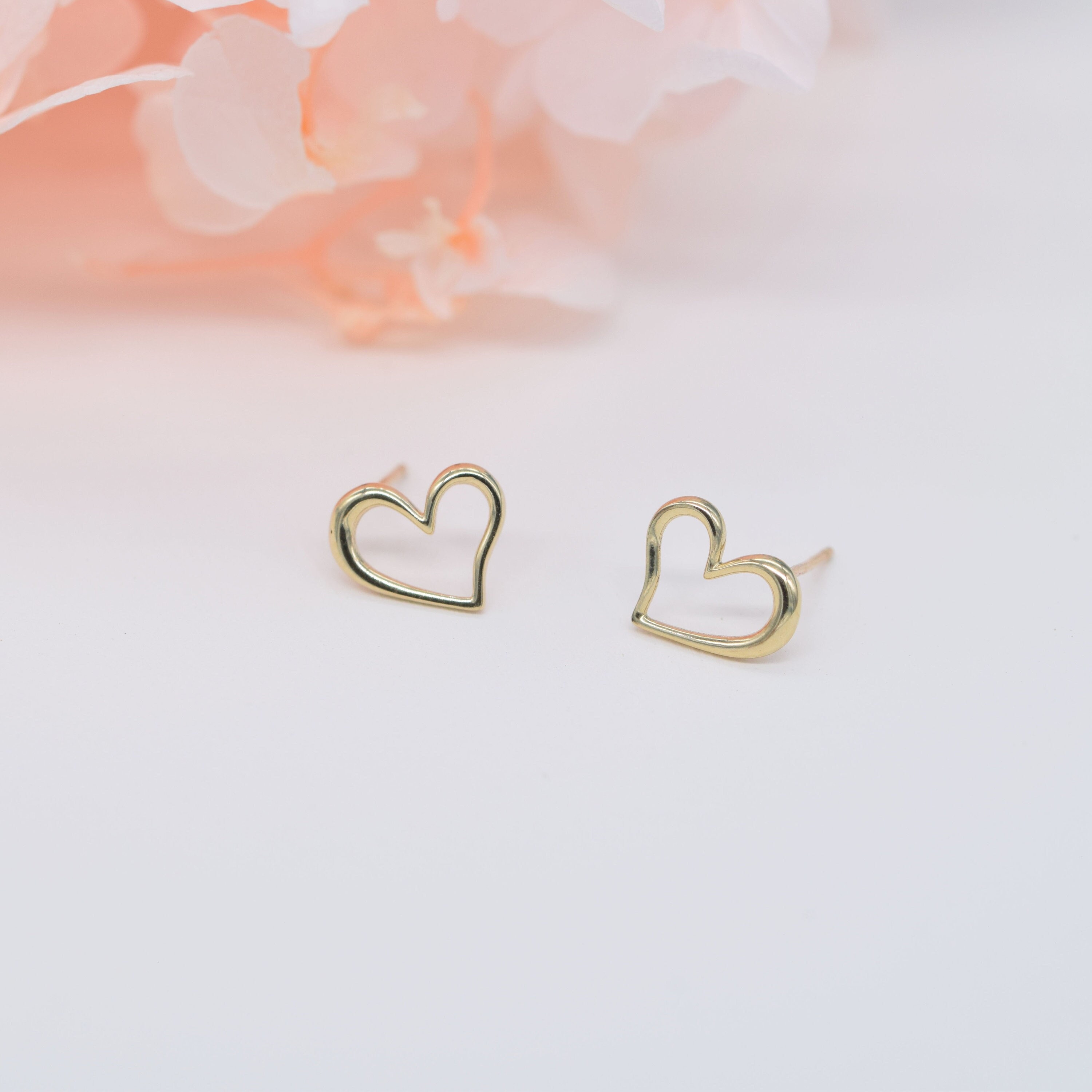 10k solid gold mini heart studs,dainty tiny heart gold studs earrings,minimalist stud,Tiny popular Gold Heart Earrings,Solid Gold Studs,gift for her