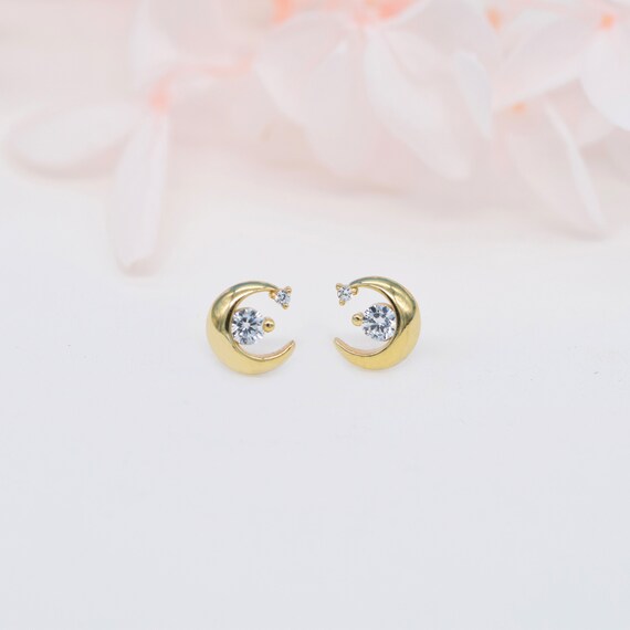 Solid gold moon earrings online
