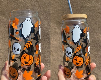 Ghosts Pumpkins Skulls, Halloween Cups, Halloween Ghosts, Halloween Decorations, Beer Glass Cans, Halloween Beer Glass, Halloween Glass