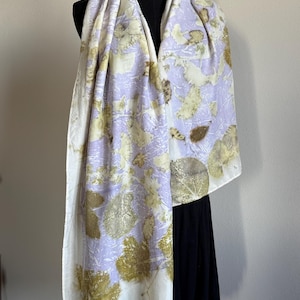 Sciarpe in pura seta, eco stampate, colori naturali, scialli eco-print, wool scarf eco printed, shawl eco dyed only natural botanical dye Light purple45x160cm