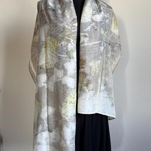 Sciarpe in pura seta, eco stampate, colori naturali, scialli eco-print, wool scarf eco printed, shawl eco dyed only natural botanical dye Grigio 45cmx160cm