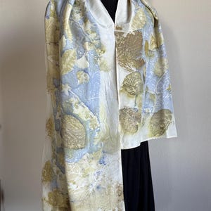 Sciarpe in pura seta, eco stampate, colori naturali, scialli eco-print, wool scarf eco printed, shawl eco dyed only natural botanical dye Light Blu 45x160cm