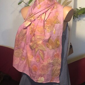 Sciarpe in pura seta, eco stampate, colori naturali, scialli eco-print, wool scarf eco printed, shawl eco dyed only natural botanical dye pink 45x150cm